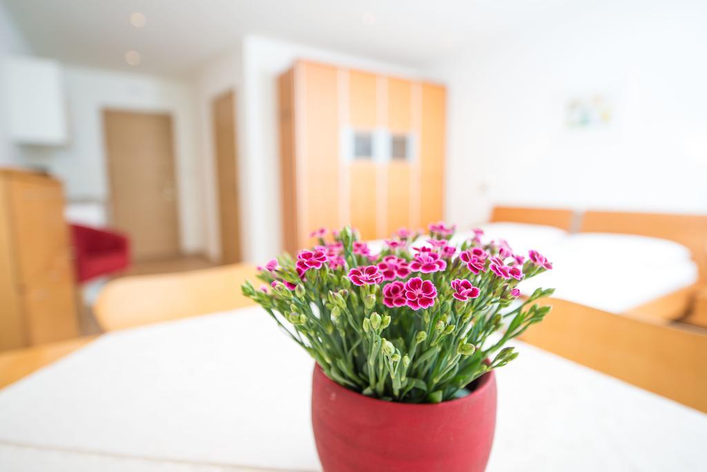 Apartment Edelweiss Brunico Chambre photo